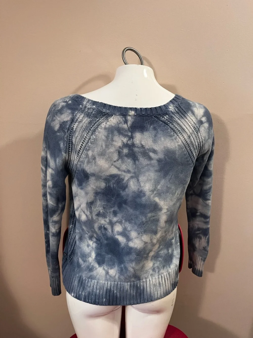 American Eagle Outfitters Navy and White Tie-Dye Scoop Neck Sweater - Picture 3 of 8